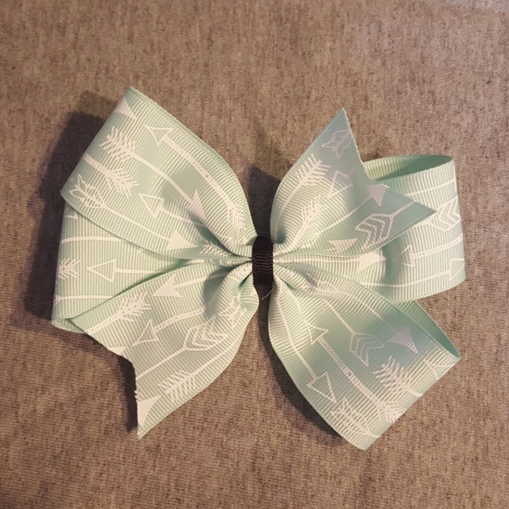 Hair bow